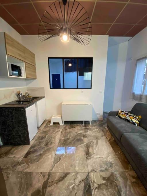 Apt Charmant, Proche Gare Et Centre Historique - Climatisation Et Wifi Montpellier Exterior photo